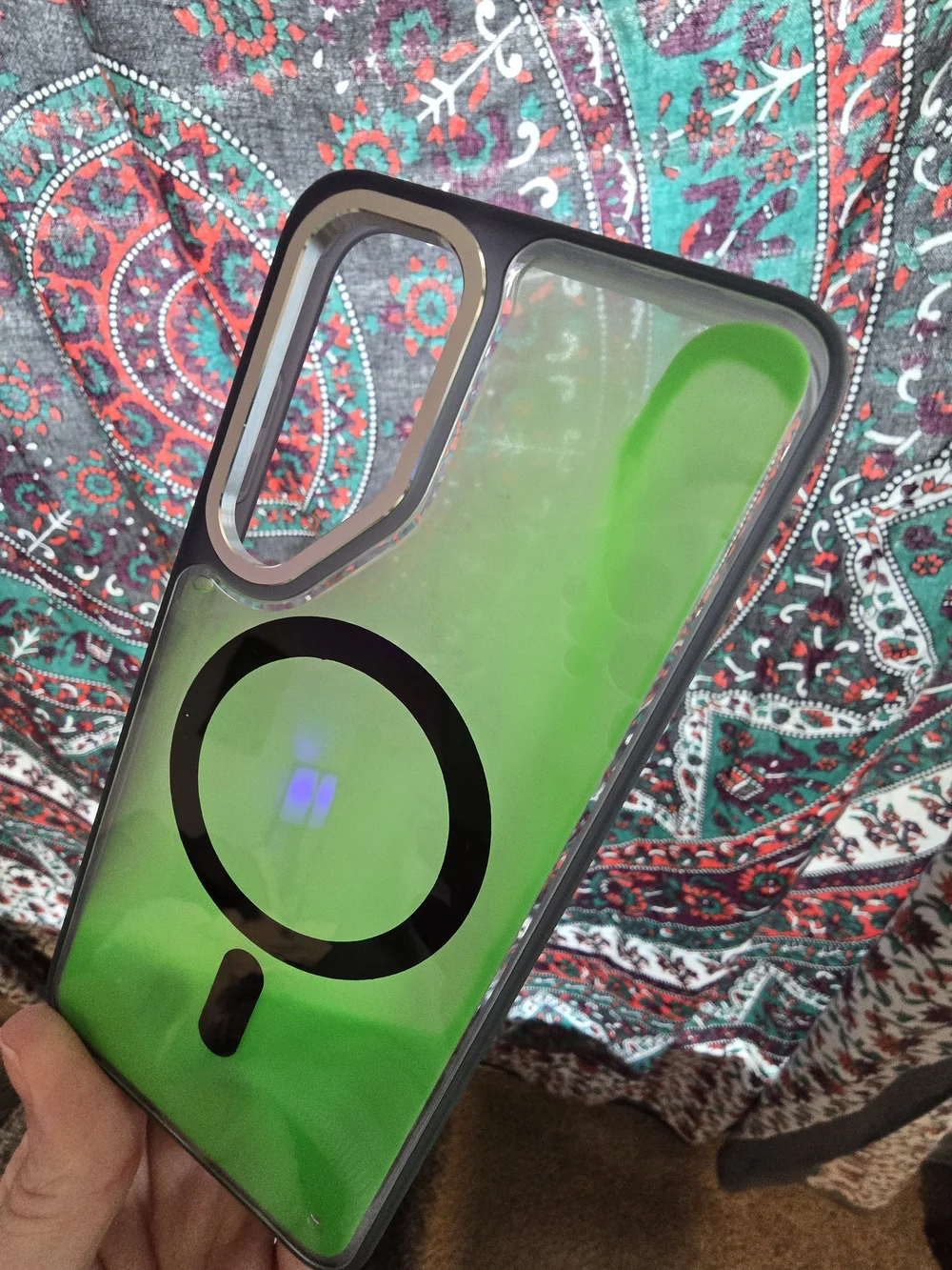 Galaxy 25Ultra Green Luminous MagSafe-Compatible Phone Case